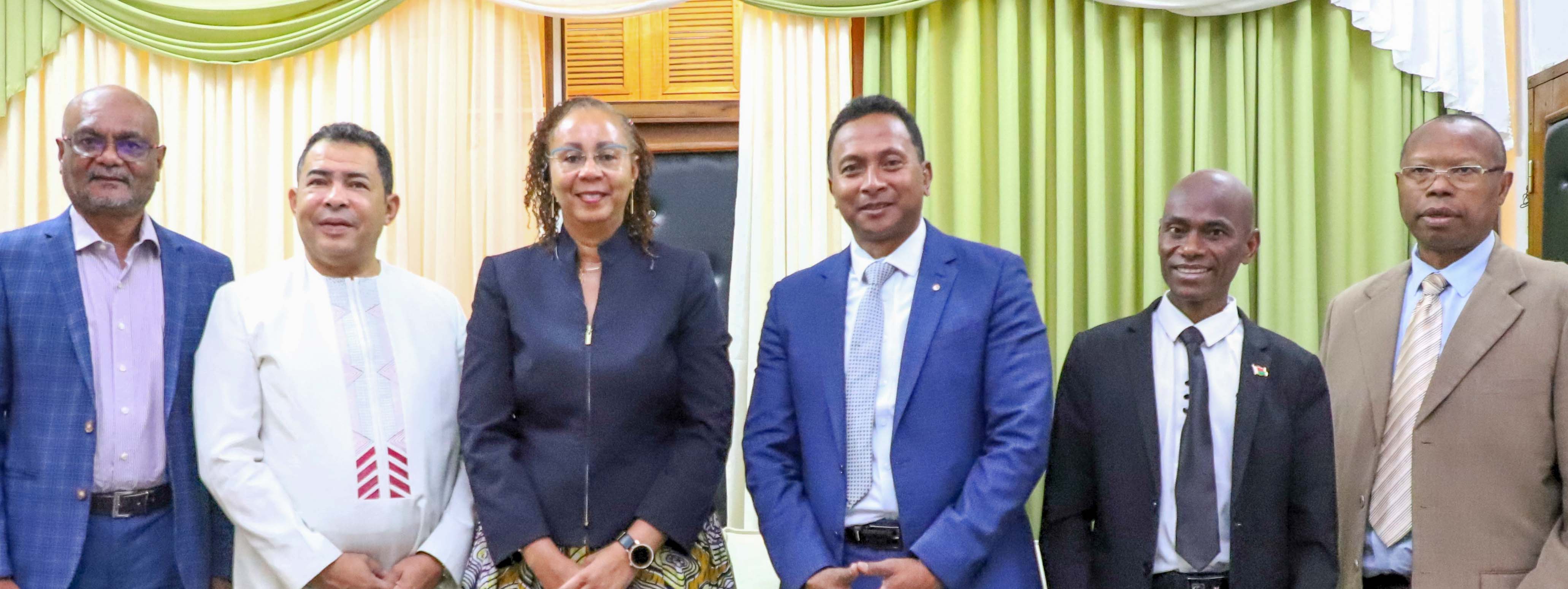 Visite de courtoisie de la délégation des Nations Unies sur la lutte contre le VIH/SIDA