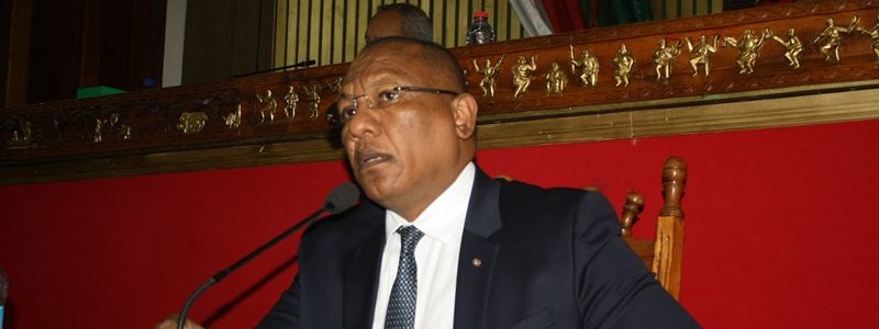 PRÉSENTATION DU PROGRAMME DE MISE EN ŒUVRE DE LA POLITIQUE GÉNÉRALE DE L’ETAT PAR LE PREMIER MINISTRE