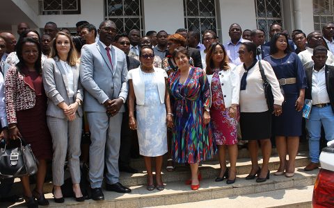 VERS L’INSTITUTIONNALISATION DE L’ÉVALUATION DES POLITIQUES PUBLIQUES A MADAGASCAR