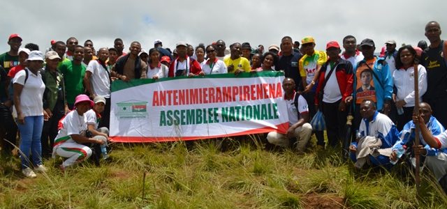 Campagne de reboisement : Une Assemblée nationale appliquée