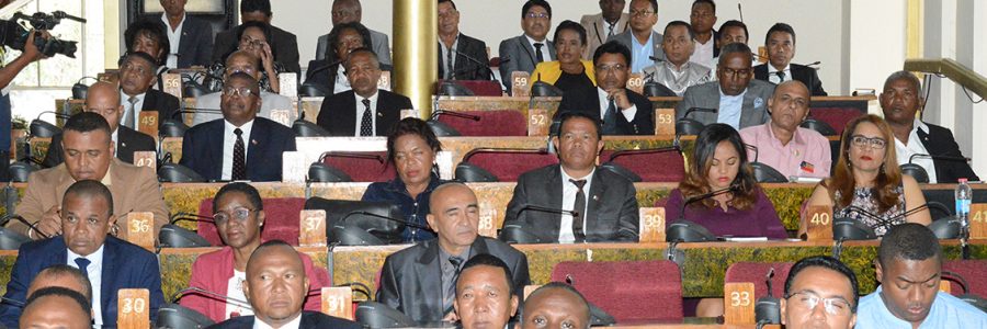 CEREMONIE D’OUVERTURE DE LA PREMIÈRE SESSION EXTRAORDINAIRE DE L’ASSEMBLÉE NATIONALE