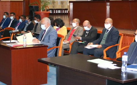 Rapport d’activités des Membres du Gouvernement : le Ministre de l’Aménagement du Territoire et des Travaux Publics, le Ministre des Transports, du Tourisme et de la Météorologie et le Vice-Ministre en charge des Nouvelles Villes et de l’Habitat passent le grand oral