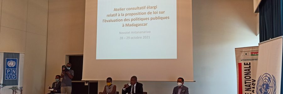 Pour la promotion de la redevabilité du Gouvernement à travers la proposition de loi sur l’évaluation des politiques publiques