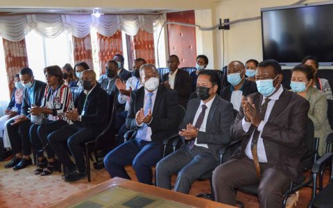 Remise de certificat par l’Université Senghor