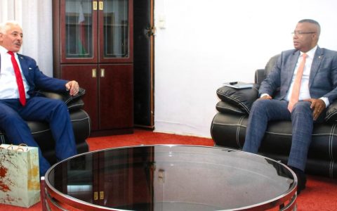 Renforcement de la coopération Madagascar–Algérie : visite de courtoisie de l’Ambassadeur Miloud Benmakhlouf à l’Assemblée nationale